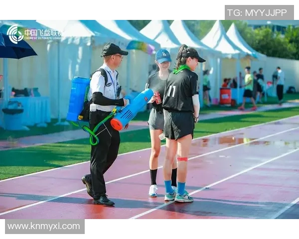 飞盘竞技的魅力与挑战：深入探讨广州飞盘队的独特风格与团队节奏