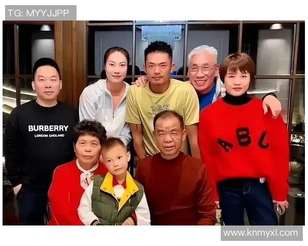 黄娜专访：从青涩少女到羽毛球冠军的奋斗与成长之路