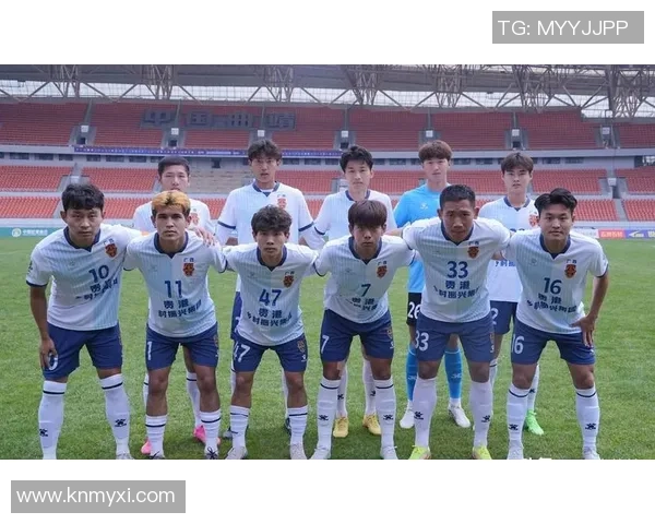 重庆足球队逆袭之路的真实故事与奋斗精神全景揭秘 重庆足球队逆袭之路的真实故事与奋斗精神全景揭秘