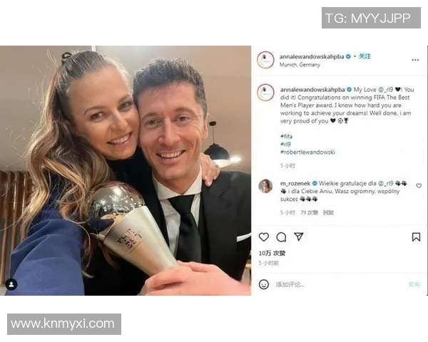 足球明星与妻子甜蜜合照展现幸福生活瞬间引发粉丝热议 足球明星与妻子甜蜜合照展现幸福生活瞬间引发粉丝热议